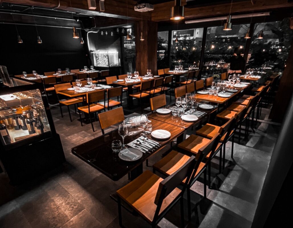 Agusto大安忠孝店座位圖